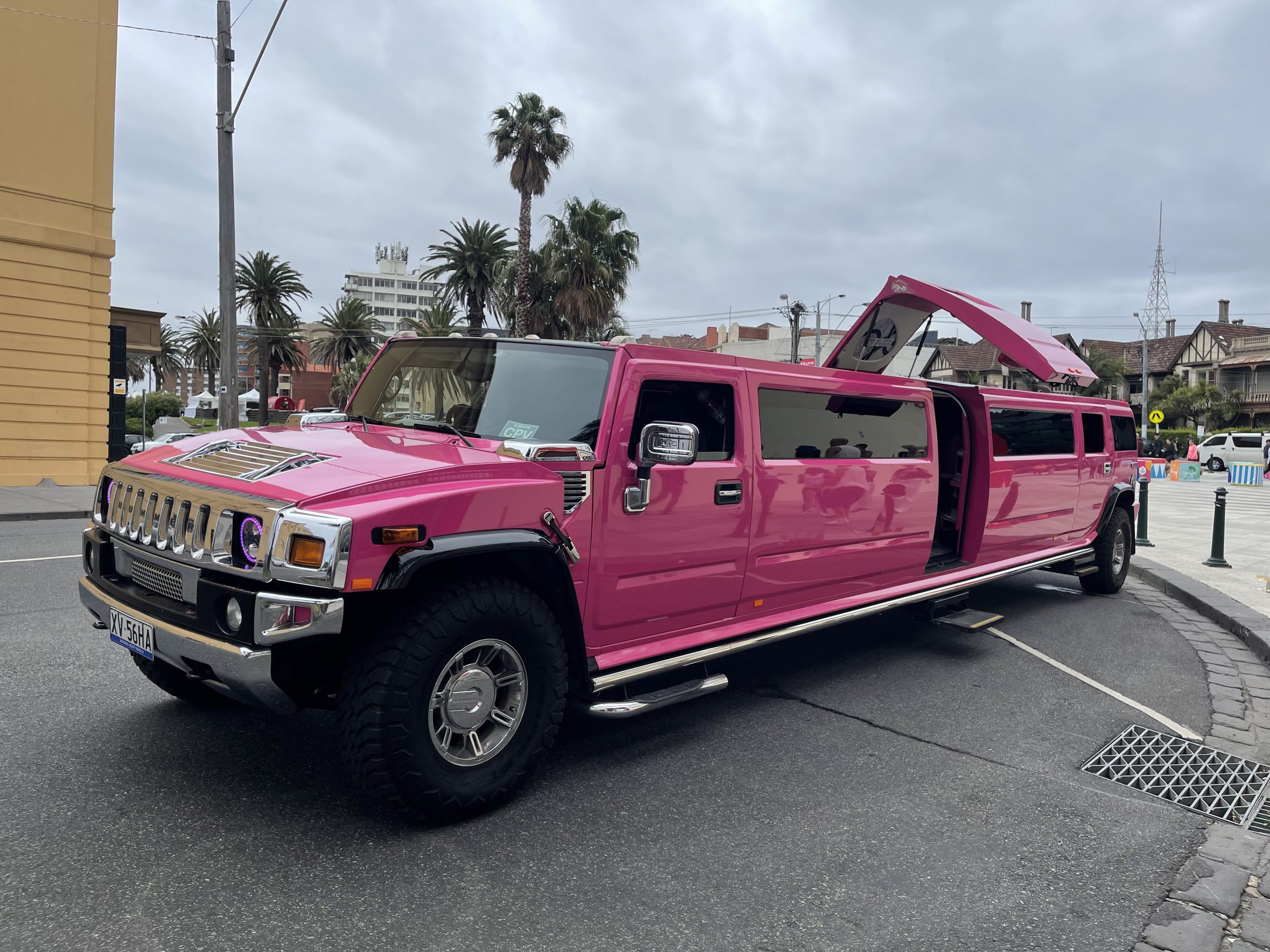 What is a Hummer Limo?