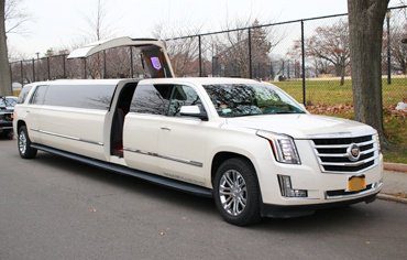 Limousine Queens in NYC